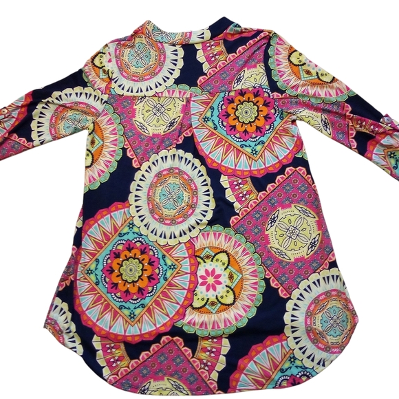 Honeyme - Multi Colored Tunic, 3/4 Sleeves W/Button, V-neck Size Small, Made USA - Picture 4 of 10